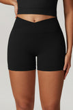 Nahtlose Shorts mit V-Taille