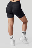 Po-Lifting-Shorts mit V-Taille